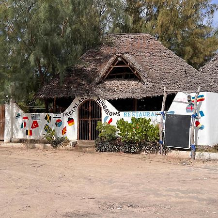 Dreamland Bungalows Michamvi Kae Ngoại thất bức ảnh
