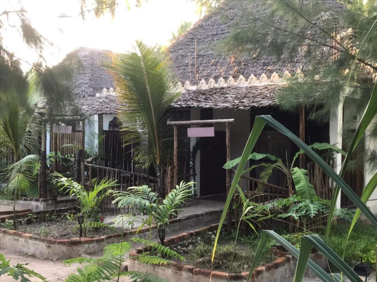 Dreamland Bungalows Michamvi Kae Ngoại thất bức ảnh